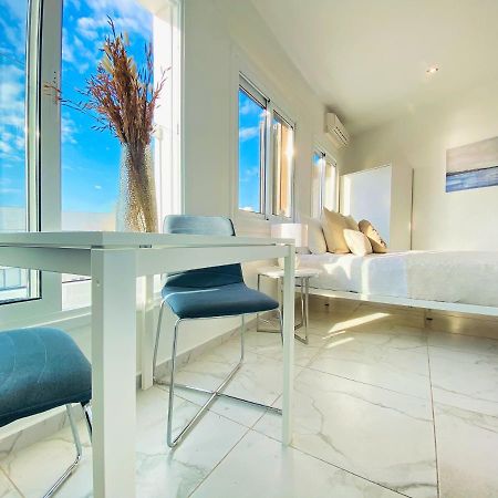 パ フォスPhaedrus Living : Luxury Flat Lighthouse 75アパートメント エクステリア 写真